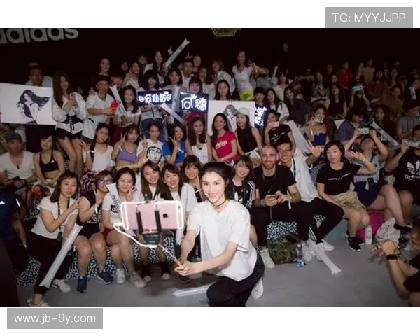 以模特与足球节目互动发展趋势为中心的综艺内容创新路径探索研究 以模特与足球节目互动发展趋势为中心的综艺内容创新路径探索研究